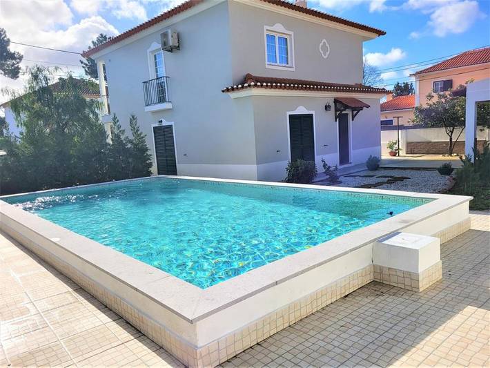 Casa de férias para 7 pessoas, com piscina e jardim em Azeitão