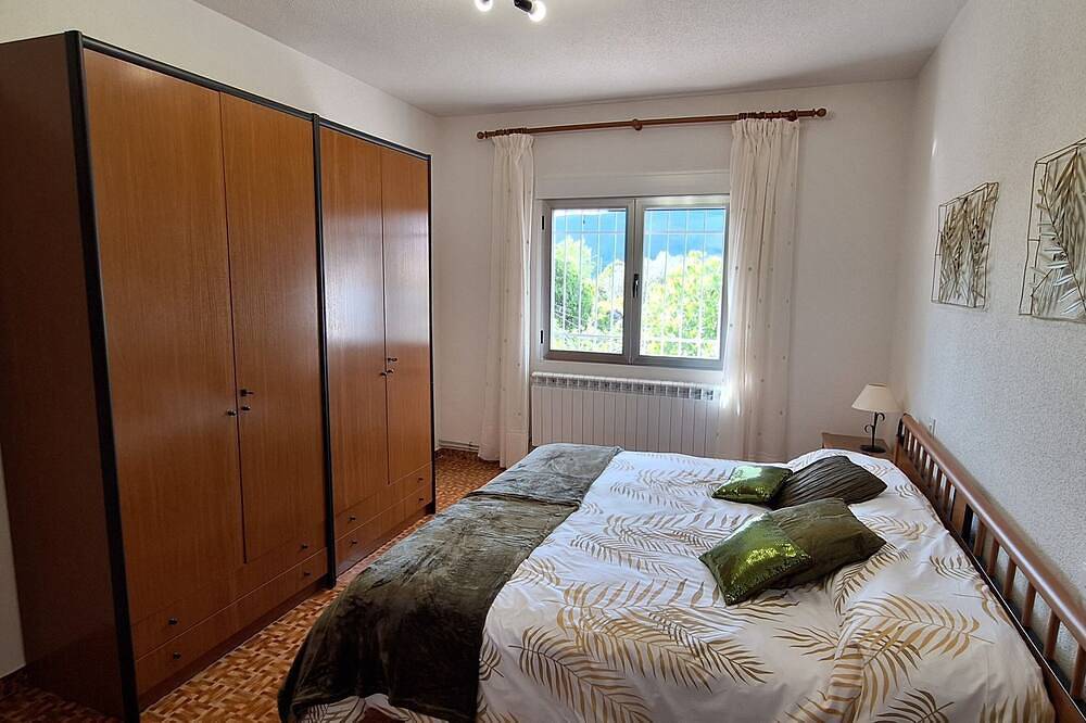 Chalet con chimenea. Ideal para familias y amigos junto con tu mascota. in El Tiemblo, Provincia de Ávila