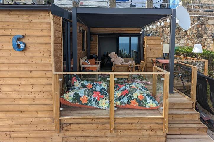 Parc de vacances pour 4 personnes, avec piscine et terrasse ainsi que bassin pour enfant et vue, animaux acceptés sur la Côte d'Azur - 2