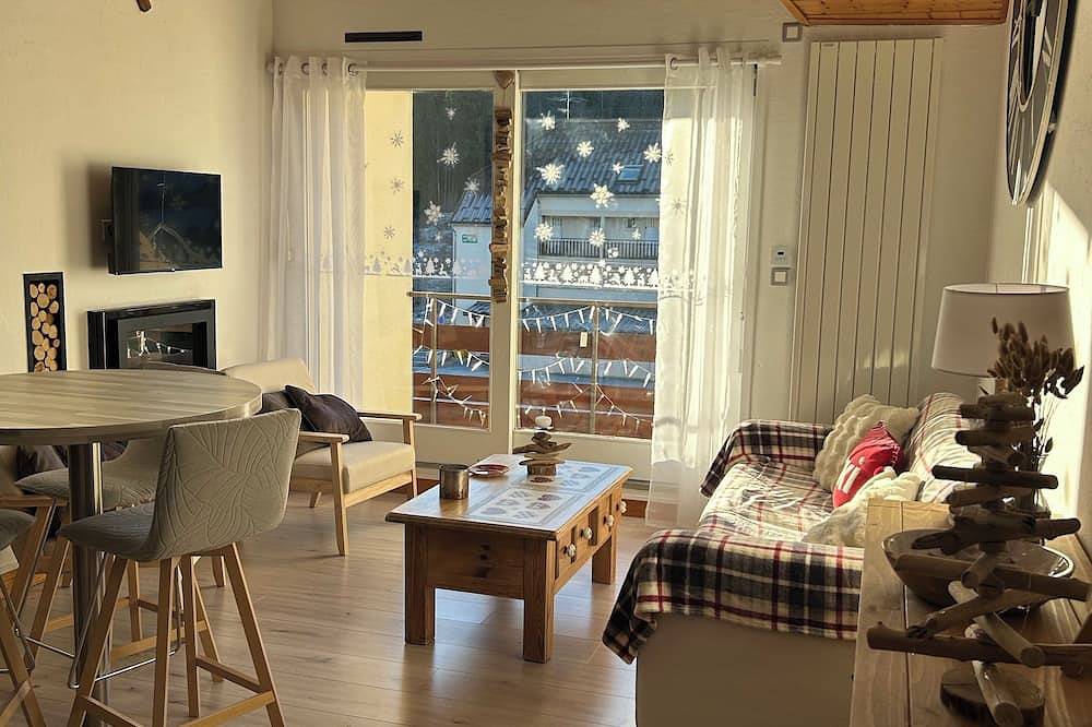 Entire apartment, Cosy duplex in the Haut-Jura with detached garage. in Prémanon, Parc naturel régional du Haut-Jura