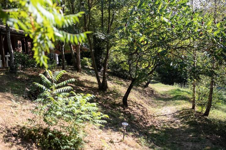Chalet Rouergat 35m² (2 Zimmer + Badezimmer + Wc) 6 Personen in Sauveterre-de-Rouergue, Aveyron