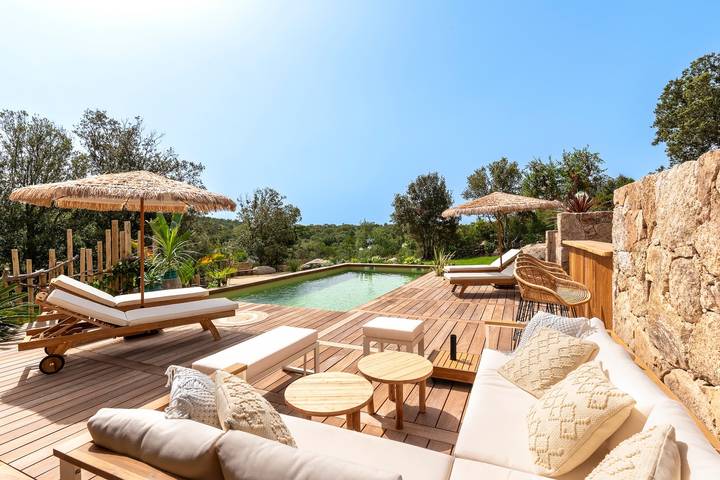 Maison de vacances pour 8 personnes, avec Balcon et Terrasse ainsi que Jardin et Piscine à Lecci