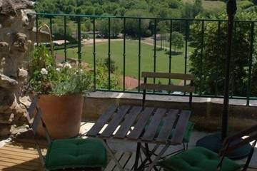 Gîte pour 2 personnes, avec jardin à Montaigut-le-Blanc
