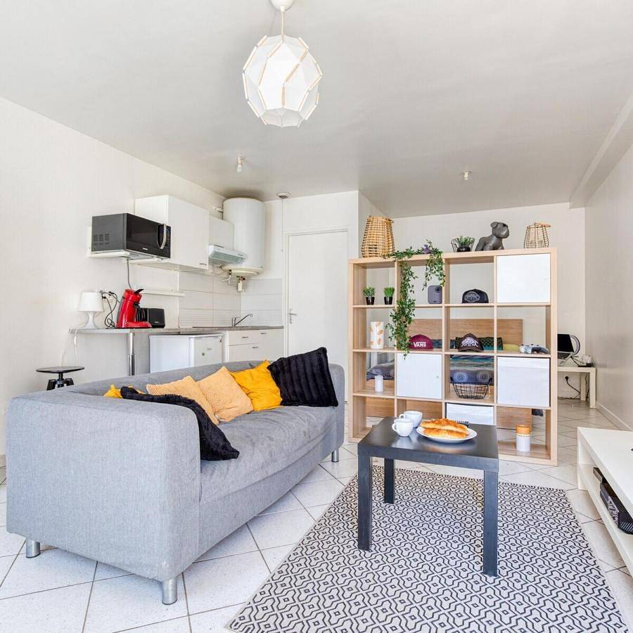 Appartement entier, Studio agreable Rdc sur Etampes - Rickhoss Home in Étampes, Essonne