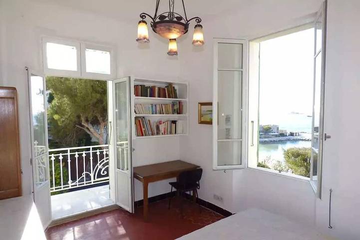 Villa pour 15 personnes, avec jardin et balcon à Bandol - 2