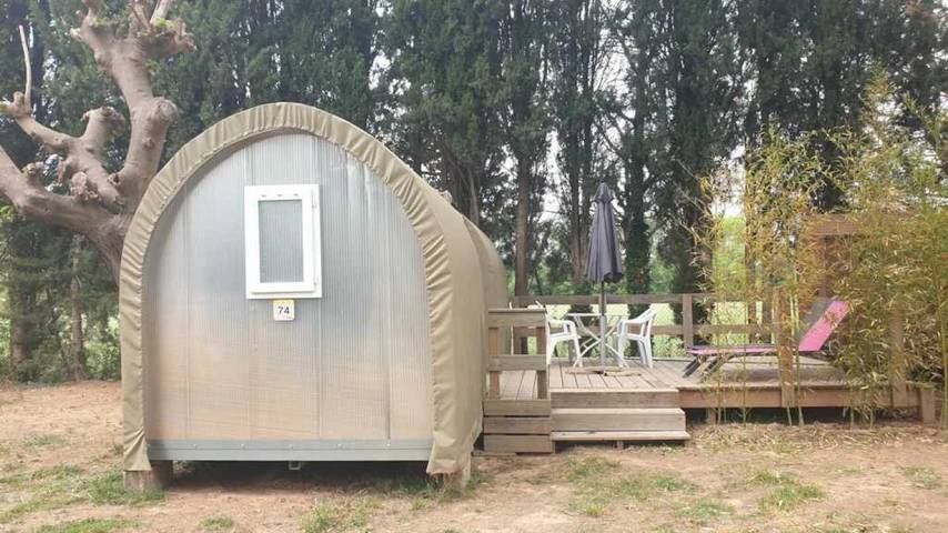 Tente pour 4 personnes, avec bassin pour enfant dans le Var - 3