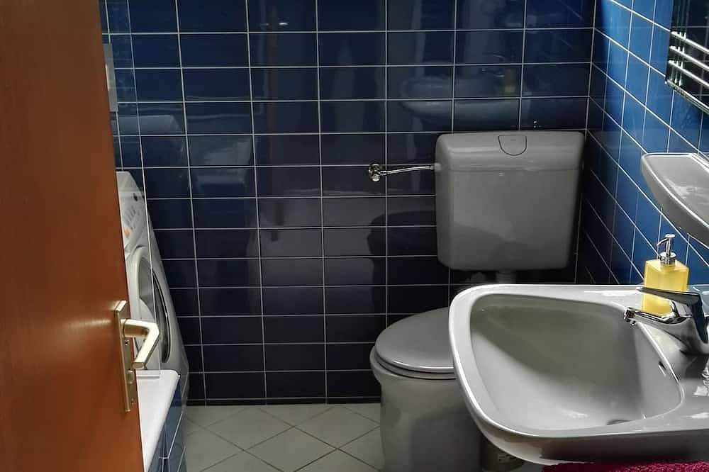 Ganze Wohnung, Schöne helle 2 Zimmer Wohnung in der Natur in Glashütten, Hochtaunuskreis