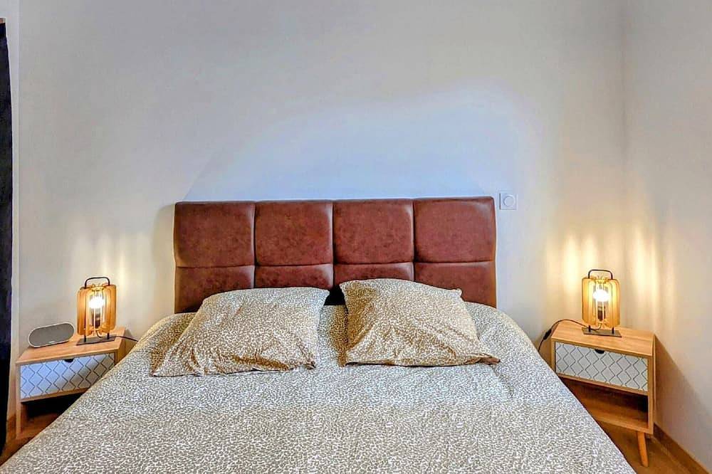 Beautiful renovated apartment with Wifi and secure parking in Vesoul in Vesoul, Haute-Saône