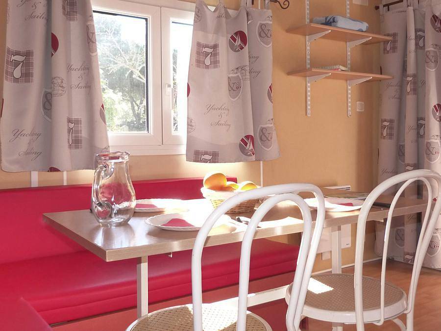 Camping Tikayan La Bergerie Plage - Mobilhome 4 personnes - Minnesota Eco in La Bergerie, Hyeres