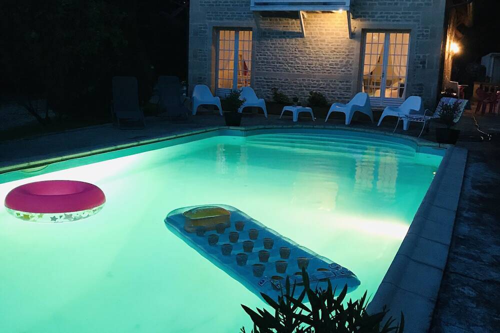 Villa de Charme Domaine privé Touques with Private Pool in Touques, Region de Lisieux