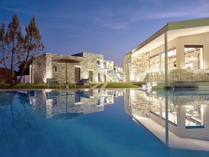 Hotel für 2 Personen, mit Pool und Garten sowie Whirlpool in Kalamaki - 2