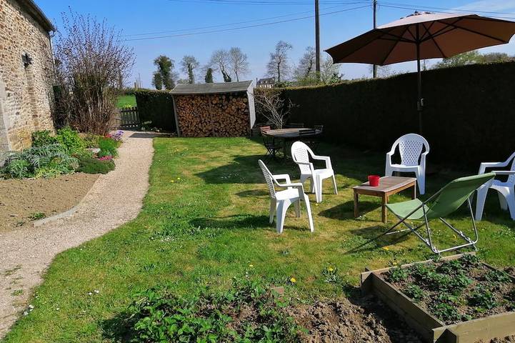 Maison de vacances pour 5 personnes, avec Jardin à Lanvallay
