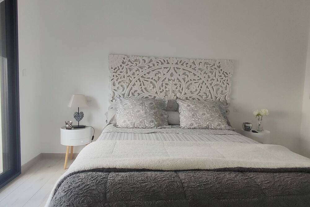 House for 6 people, 3 bedrooms, 2 bathrooms, 3 Wcs, swimming pool, air conditioning and mosquito nets. in Perpignan, Mittelmeerküste (Frankreich)