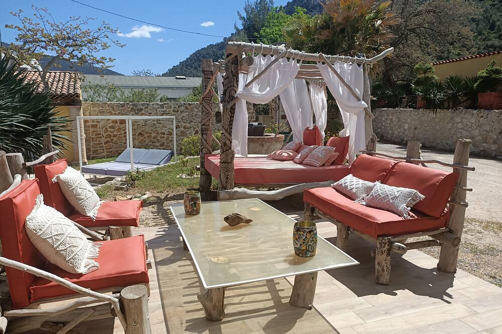 L'hacienda est une maison idéal pour des vacances en famille in Gémenos, Côte méditerranéenne (France)