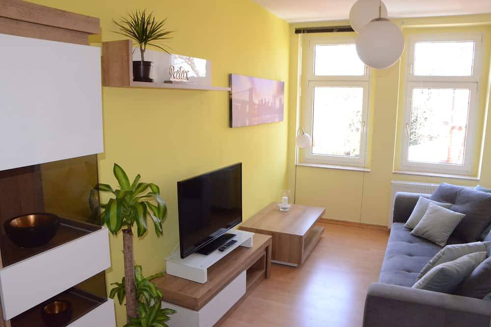 Ganze Wohnung, Gemütliches Familien Apartment nahe Agra-Park und den Seen für bis zu 9 Personen in Leipzig-Süd, Leipzig