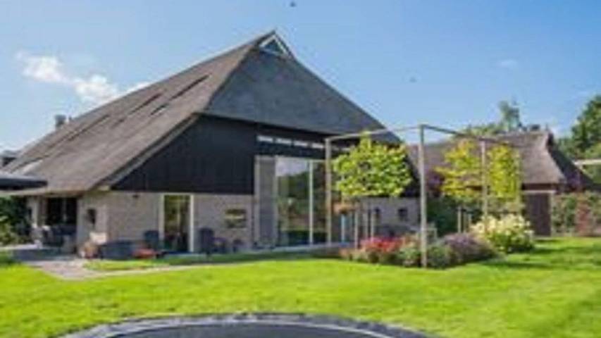 Vakantiehuis voor 11 personen, met tuin in het Nationaal Park Dwingelderveld