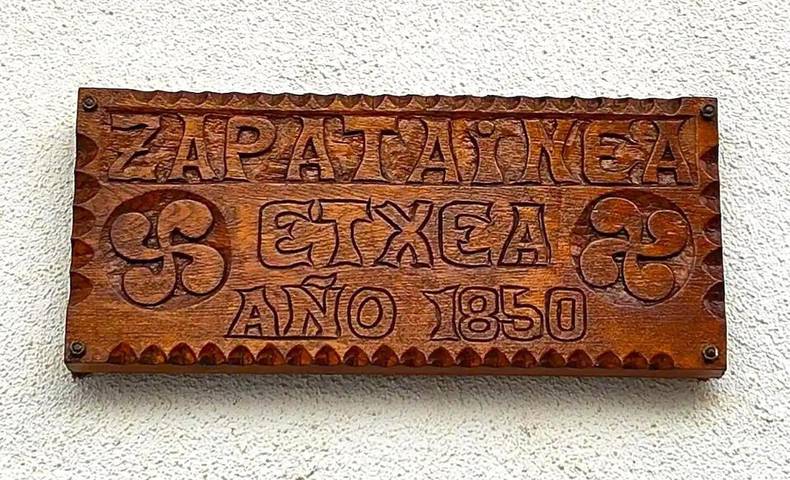 Location de vacances pour 4 personnes, avec balcon à Erro - 2