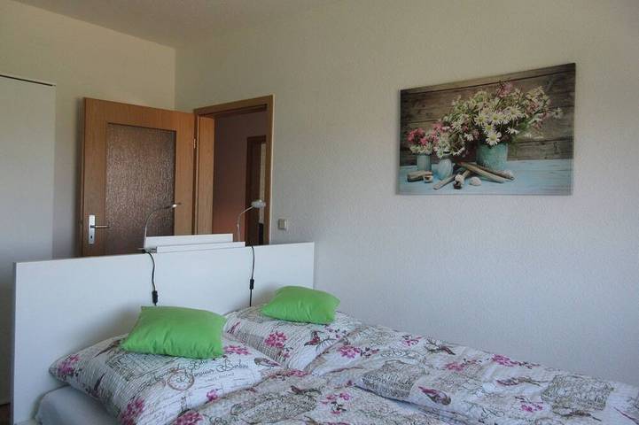 Ferienwohnung für 4 Personen, mit Garten in Lüssow - 2