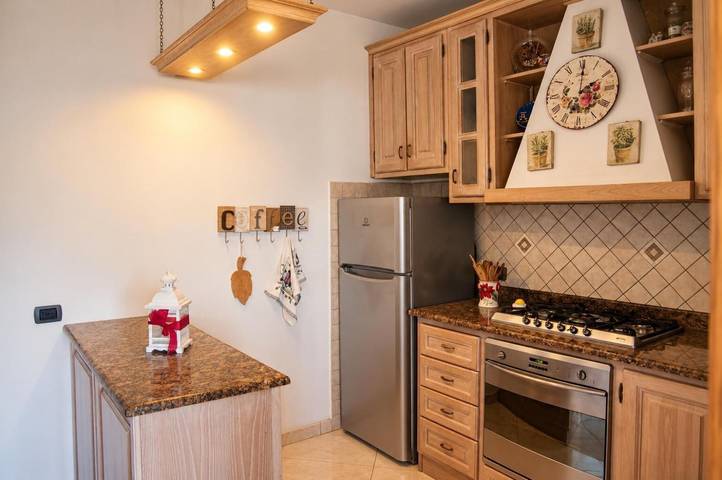 Apartamento entero, Apartamento 'Three Tails House - Camaiore' con balcón, wifi y aire acondicionado in Camaiore, Costa de la Maremma