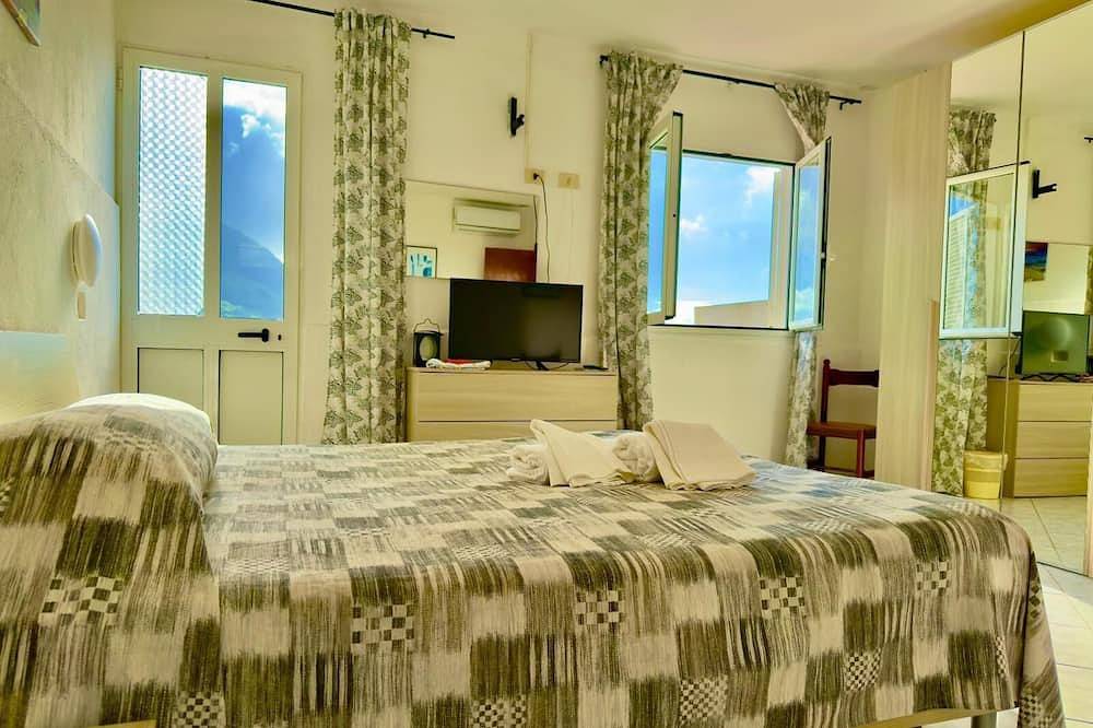Deluxe Double Room with sea view in Casamicciola Terme, Ischia