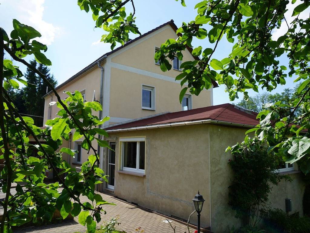 Ferienwohnung mit 1 Schlafzimmer in Rossau, Chemnitz und Umgebung