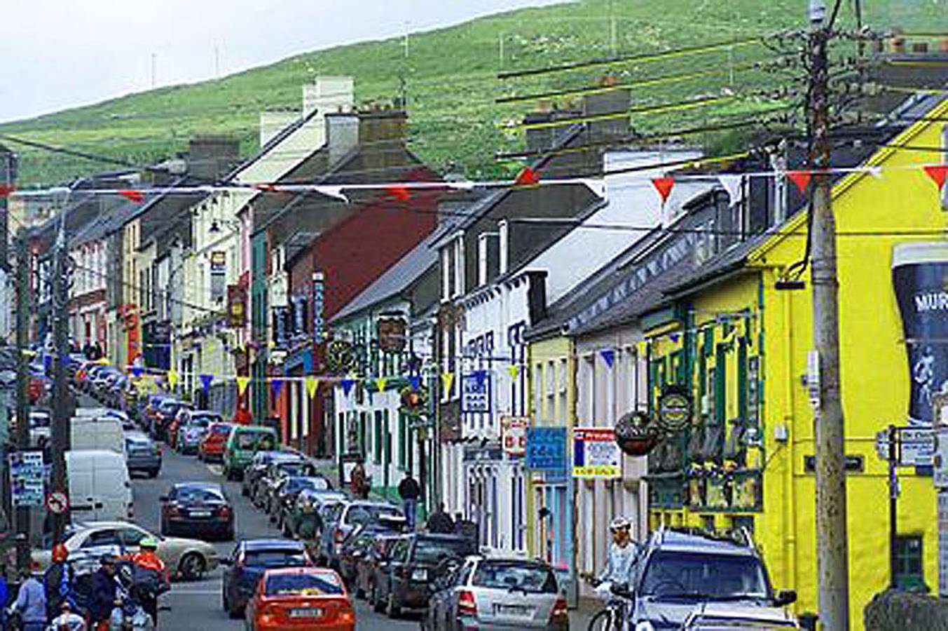 3 bedroom house a short stroll from Dingle town in Dingle Peninsula
