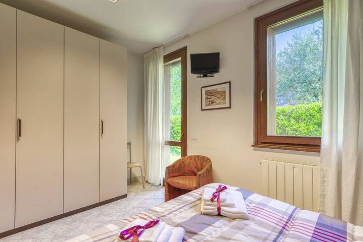 Location de vacances pour 4 personnes, avec jardin à Capo di Ponte - 2