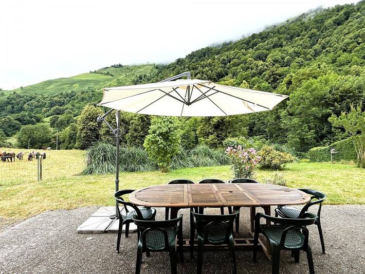 Gîte pour 8 personnes, avec jardin et terrasse dans vallée d'Aspe - 4