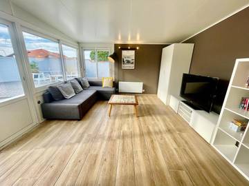 Gîte pour 6 personnes, avec terrasse ainsi que vue et jardin dans Plage De La Piste Capbreton