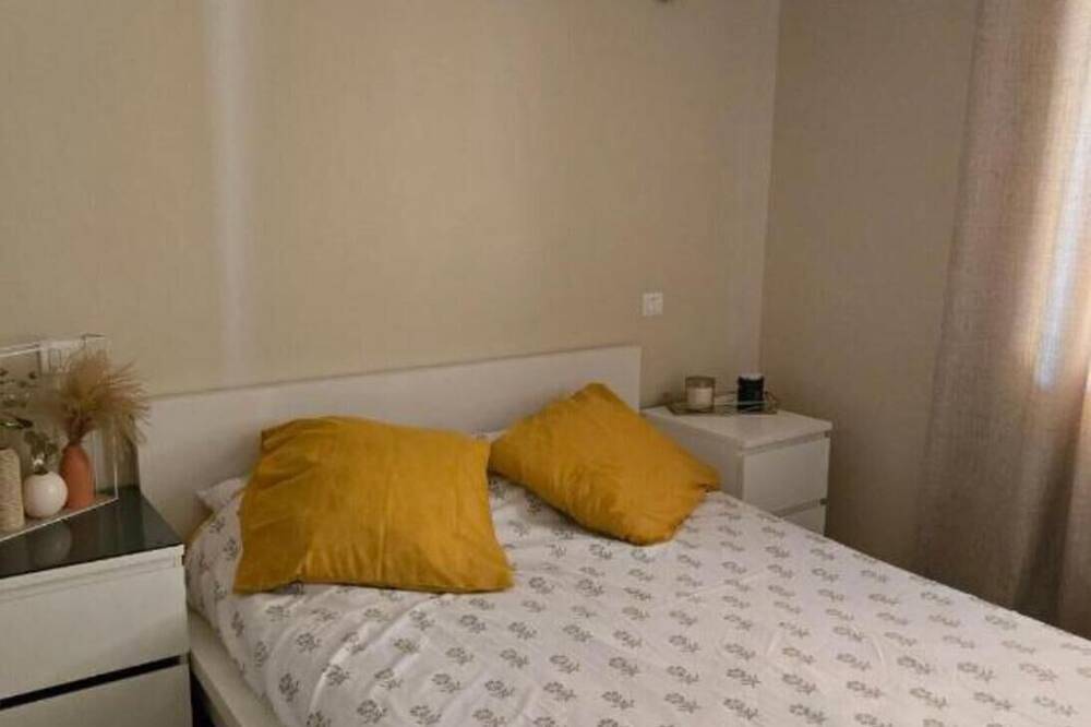 Spacious & Comfortable house in Monteux, next to Parc Spirou and Wave Island. in Monteux, Vaucluse