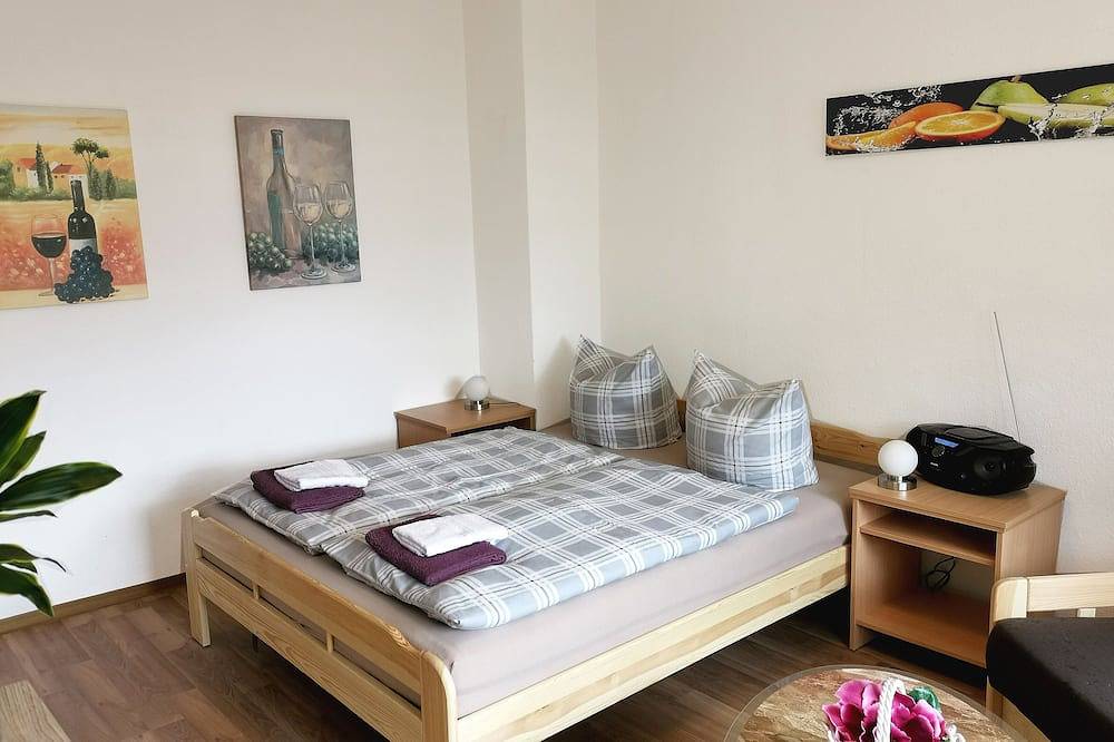 Ganze Wohnung, Ferienwohnung/App. für 2 Gäste mit 30m² in Radebeul in Radebeul, Meißen Region