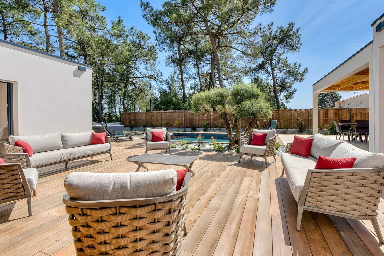 Villa des Pins d'Or – Ruhige Familienvilla mit Pool und Spa im Grünen in La Tranche-sur-Mer, Vendée