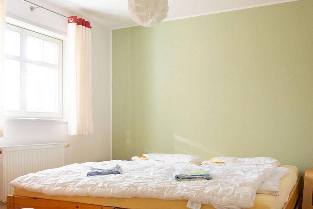 Ferienhaus Unter den Eschen - Ferienhaus, Dusche, Wc, 4 oder mehr Schlafräume in Pretzschendorf, Klingenberg