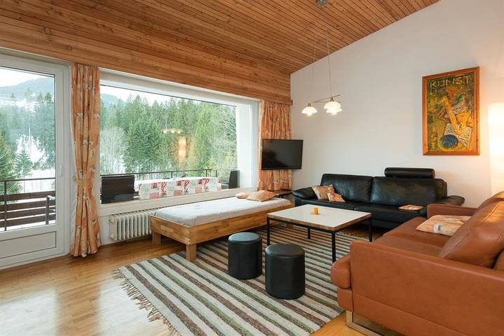 Ferienwohnung für 8 Personen, mit Balkon und Terrasse sowie Garten im Brandnertal - 2