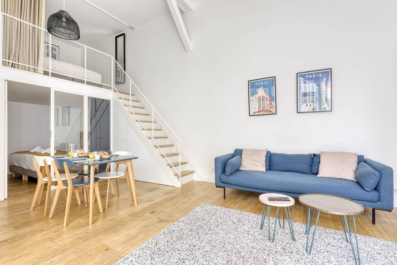 Entire apartment, Haven of Peace in a Secret Courtyard - Montmartre in Paris, Ile de France