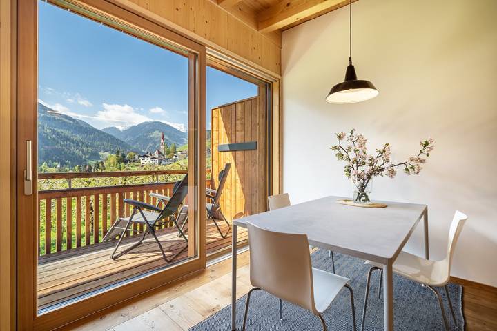 Entire apartment, Mayrhof im Kirschengarten Apartment with Mountain View & Balcony in San Pancrazio, Ortler Alps