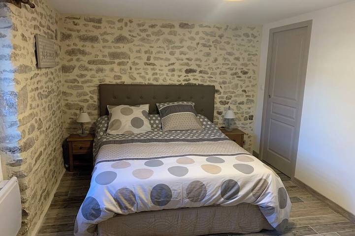 Gîte pour 6 personnes, avec jardin et jacuzzi à Bersac-sur-Rivalier - 2