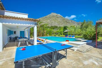 Villa in Playa del Port de Pollença, Pollença für 6 