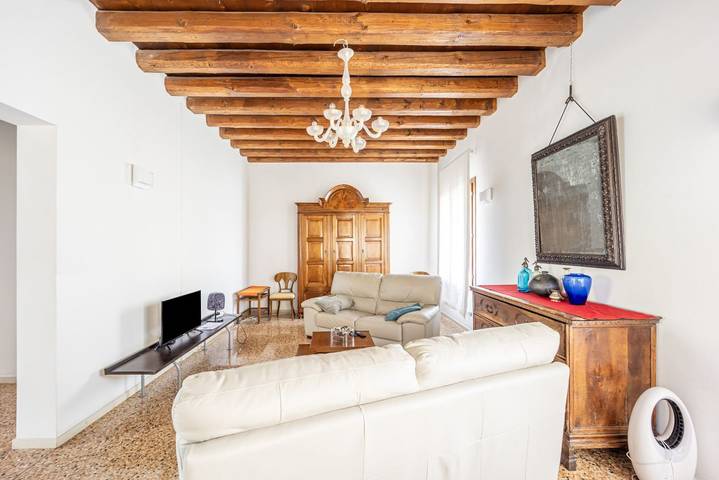 Apartamento entero, Apartamento de vacaciones para 2 personas con jardín in Mirano, Provincia de Venezia