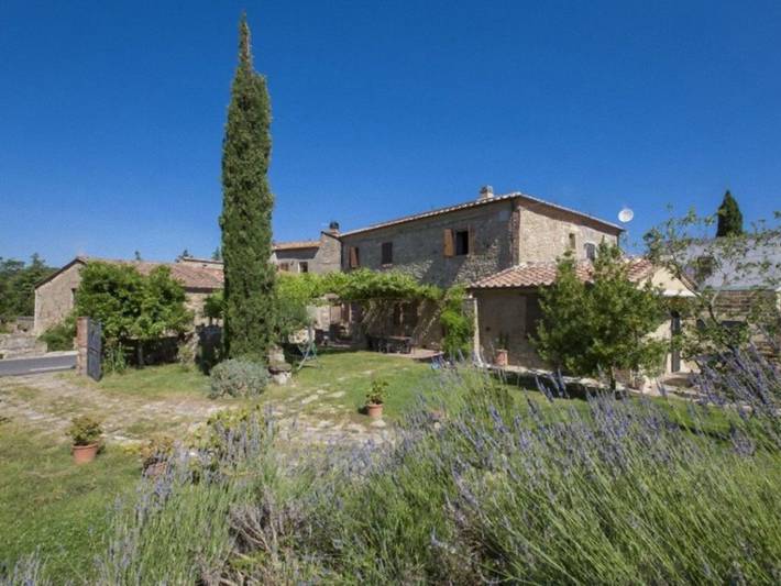 Agriturismo per 2 persone, con piscina e giardino a Civitella Paganico