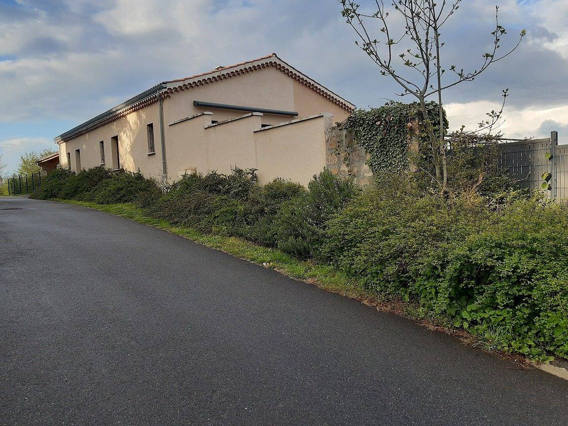 Chambres d'hotes "Le Garde" - Chambre " Les Pialousses" in Chambles, Montbrison