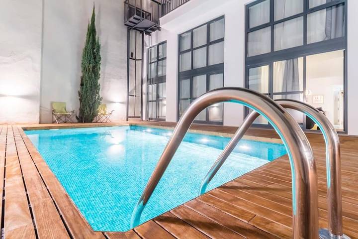 Apartamento para 4 personas, con piscina y jardín en San Lorenzo (Sevilla)