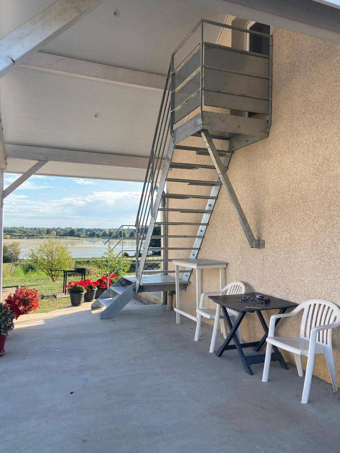 Double Room with Private Bathroom in Fontainebrux, Jura
