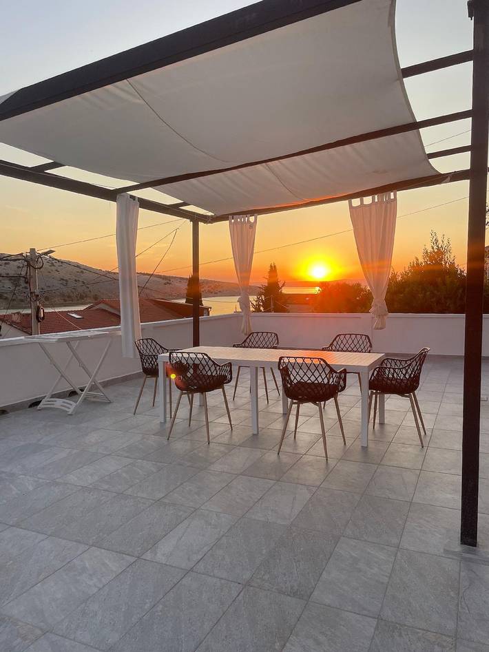 Appartamento vacanze per 5 persone, con giardino e balcone - 1