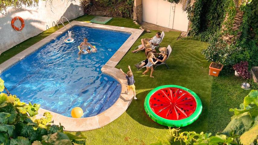 Casa de vacaciones para 7 personas, con jardín además de piscina y jacuzzi, Familias con niños en Valle del Jerte