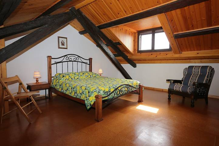 Ganze Wohnung, Ferienwohnung mit Balkon, eigener Eingang,  Strand- und Zentrumsnah gelegen. in Funtana, Vrsar-Funtana