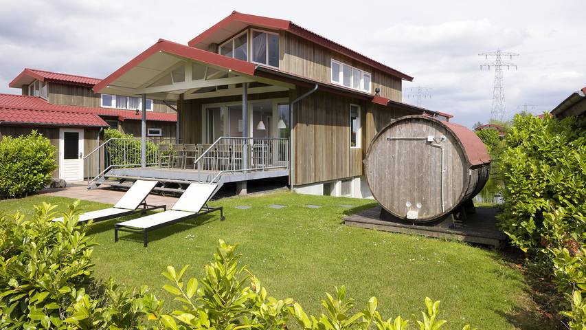 Ferienhaus für 12 Personen, mit Sauna und Terrasse in Friesland - 2