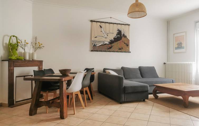 Location de vacances pour 10 personnes, avec terrasse et jardin, animaux acceptés dans L'Aiguillon-la-Presqu'île - 3