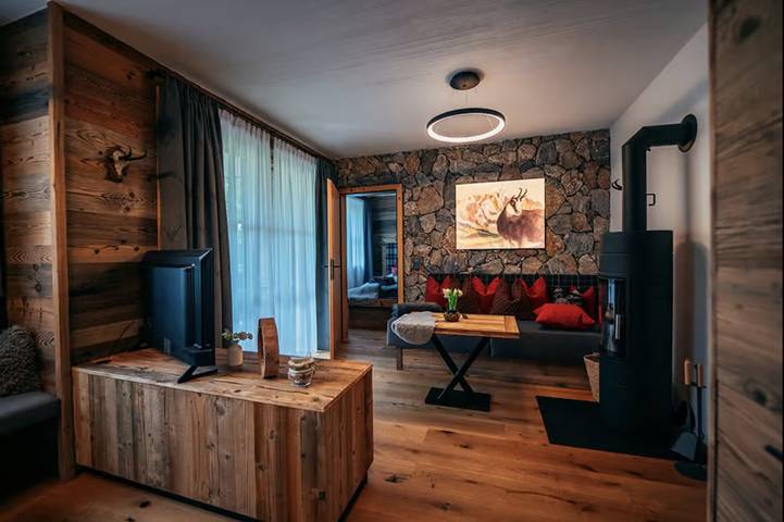 Hütte für 2 Personen, mit Balkon und Sauna in Scharnitz