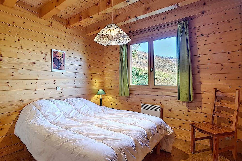 Appartement entier, Demi-chalet 6 pers à La Clusaz avec Wifi, animaux admis et parking in La Clusaz, Région d'Annecy